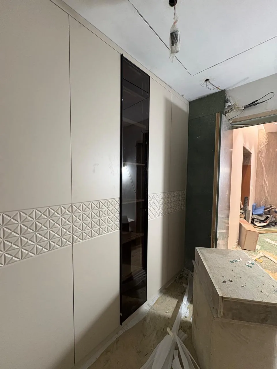 Wardrobe structure positioned at an active interior site